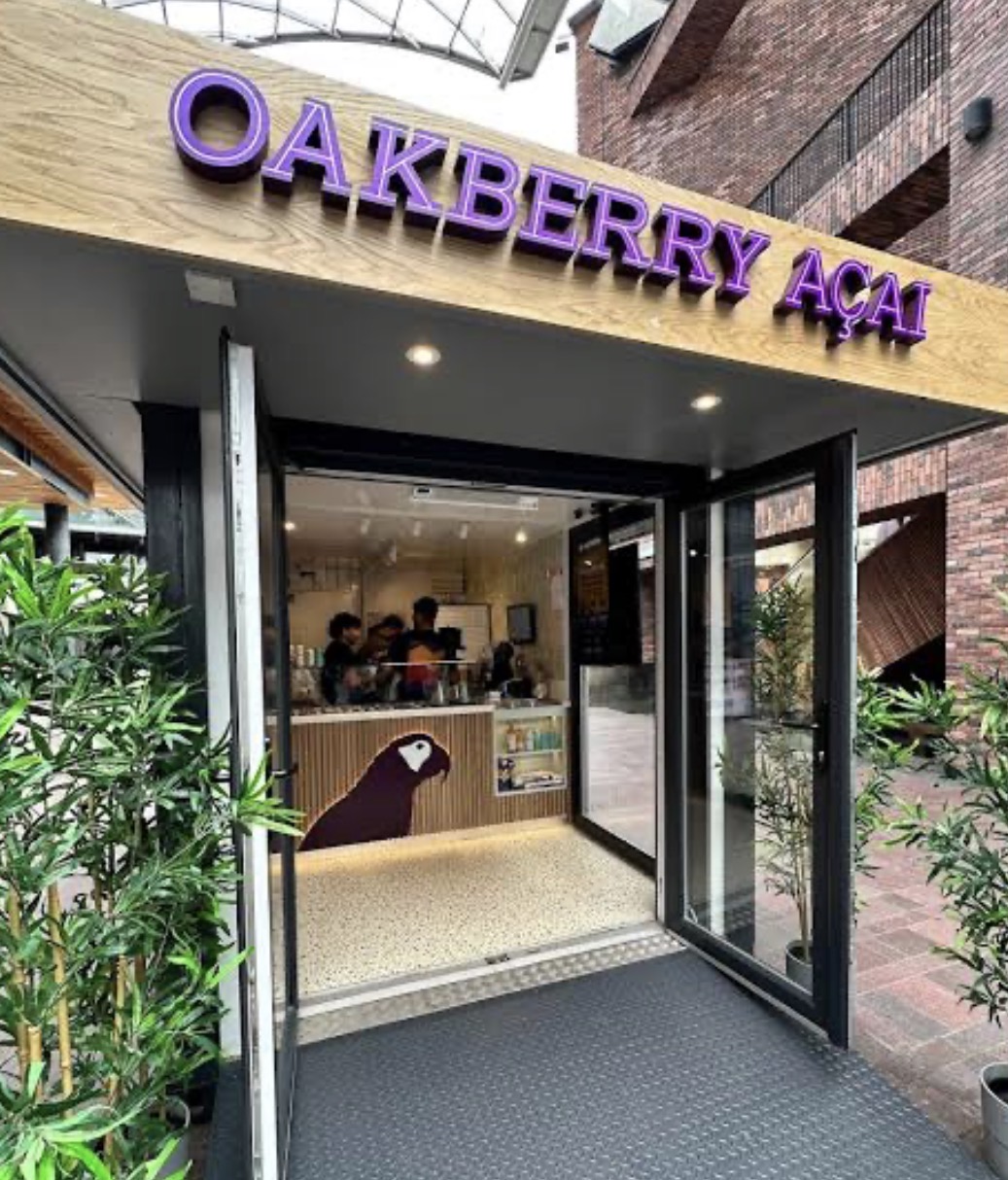 Oakberry Bristol — storefront fit-out